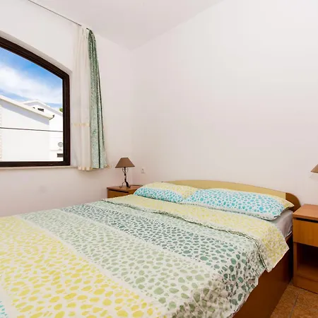 Pero Appartement Trogir