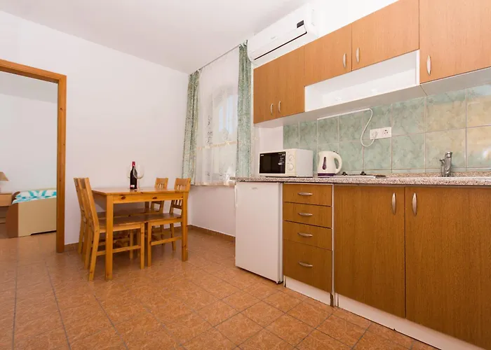 Apartment Pero Trogir