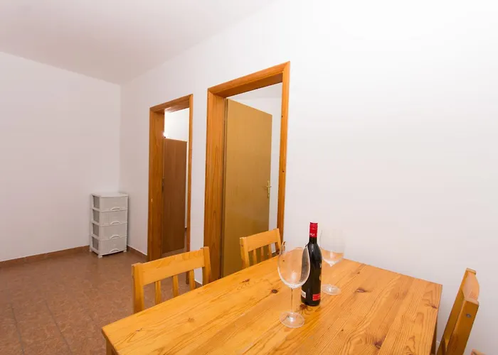 Apartment Pero Trogir