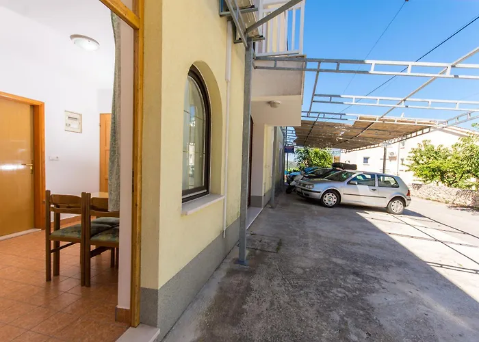 Pero Apartment Trogir
