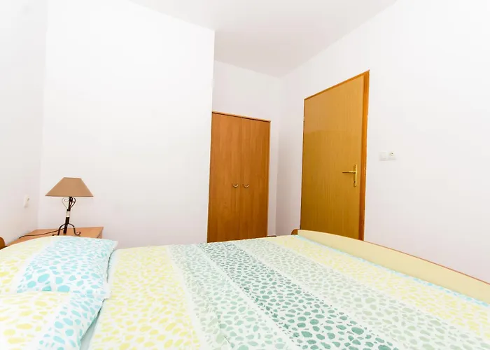 Apartment Pero Trogir